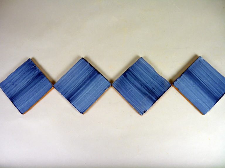 Azulejo de Cerámica Pincelado «Azul Cobalto 20 x 20 cm» – Cerámicas Claur