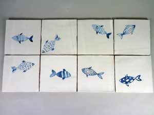 Azulejo de Cerámica «Peces en Azul Cobalto 15 x 15 cm» – Cerámicas Claur