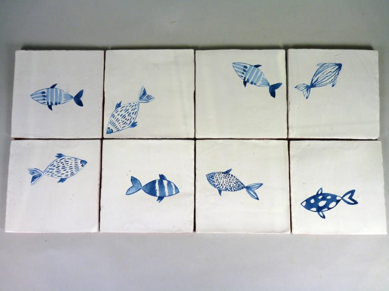Azulejo de Cerámica «Peces en Azul Cobalto 15 x 15 cm» – Cerámicas Claur