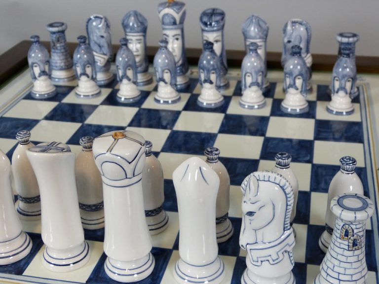 Ajedrez de Cerámica «Duncan» – Cerámicas Claur