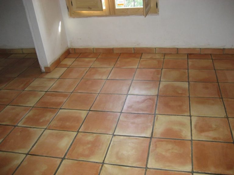 Baldosas de Barro Cocido de 20 x 20 cm – Cerámicas Claur